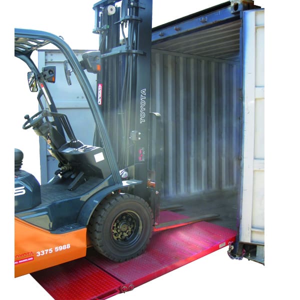 forklift container ramp (folding)