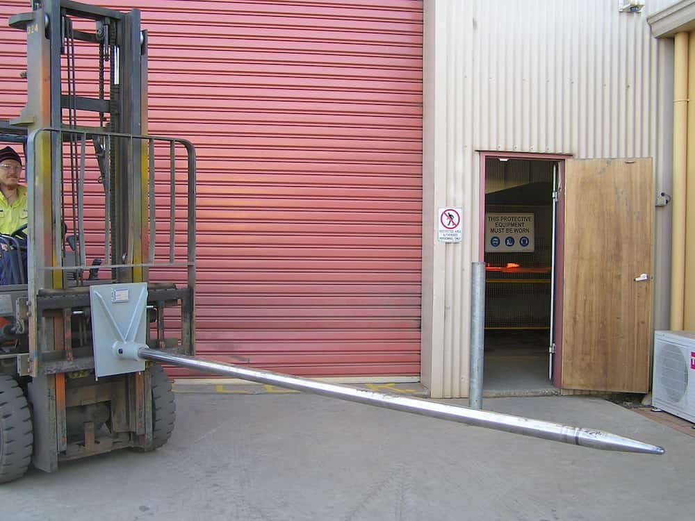 Forklift Carpet Pole (Carriage Mount)